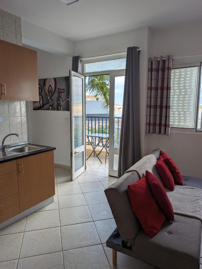 Vila Cabral 1 Bed Apt - Wi-Fi & Air Con Included Sal Rei Eksteriør billede