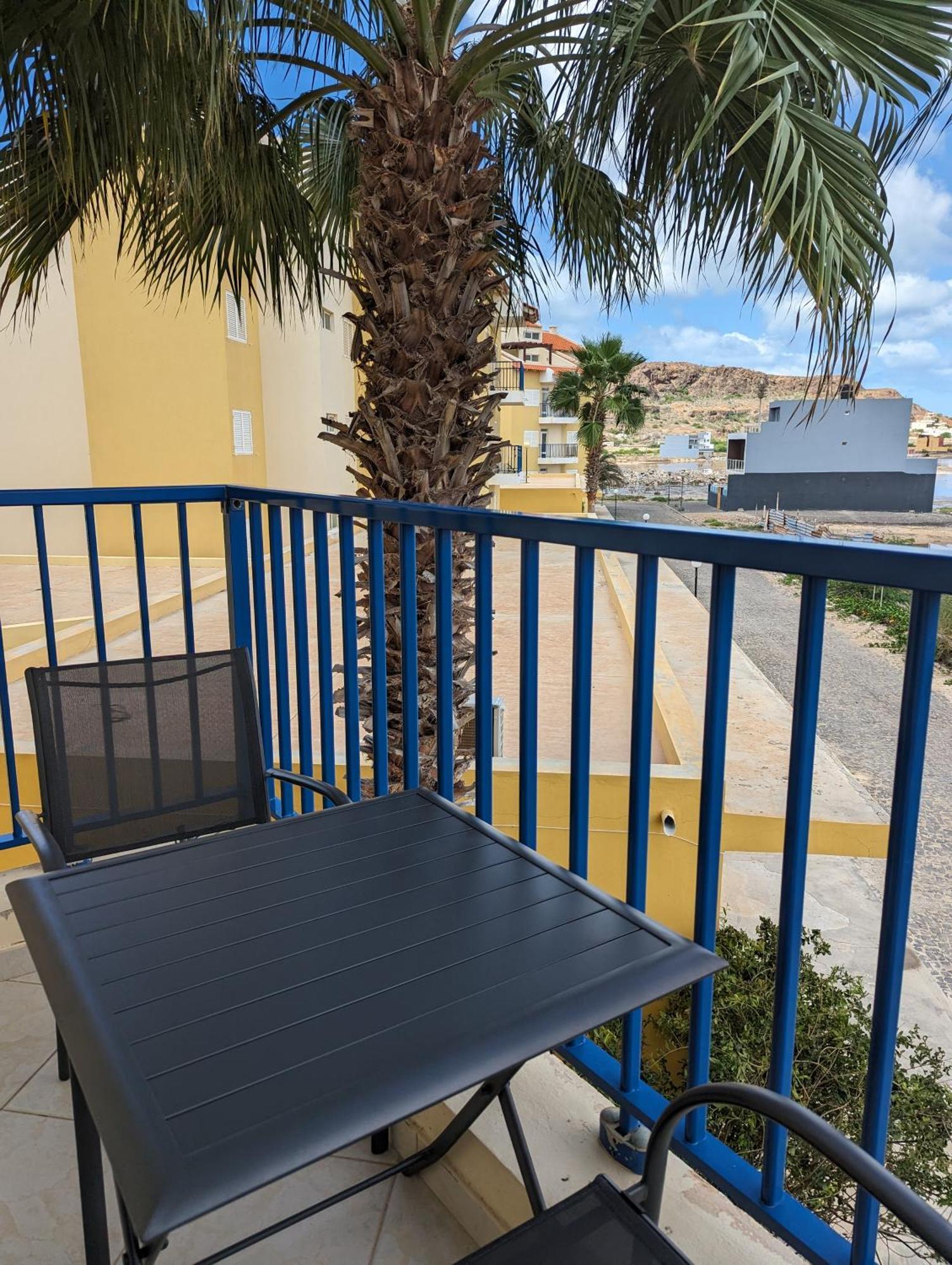 Vila Cabral 1 Bed Apt - Wi-Fi & Air Con Included Sal Rei Eksteriør billede